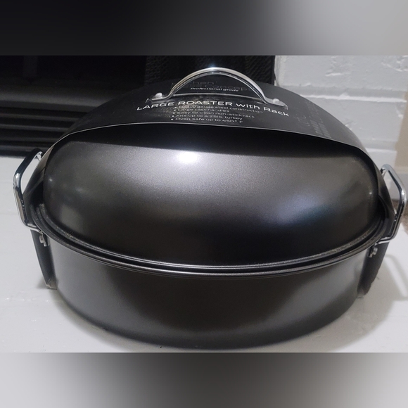 Kitchen Concepts Black Large Roaster Pan with Rack - Picture 3 of 6